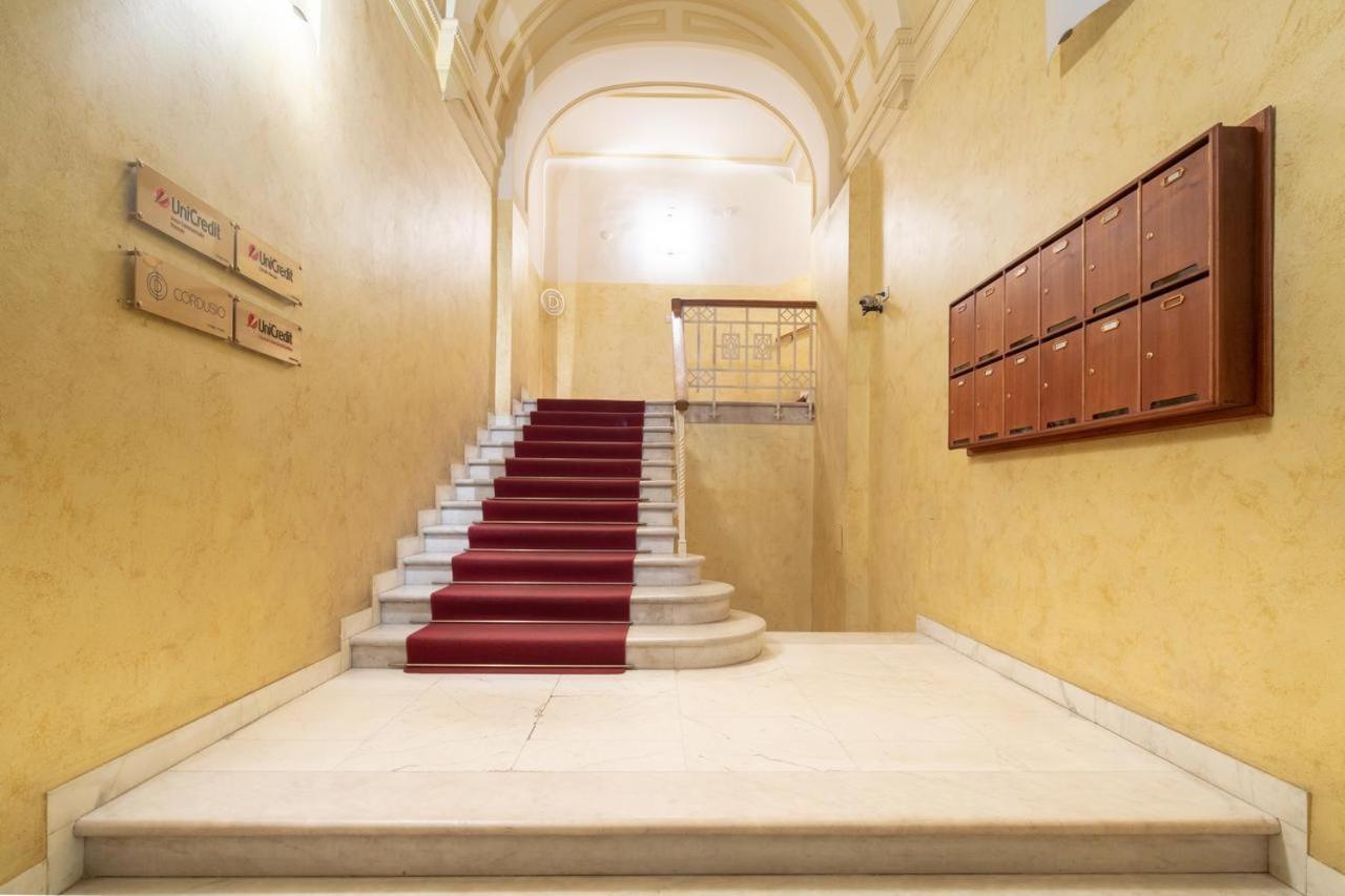 Stunning & Luxurious 1Br Apt 1 Min Walk By Duomo ฟลอเรนซ์ ภายนอก รูปภาพ